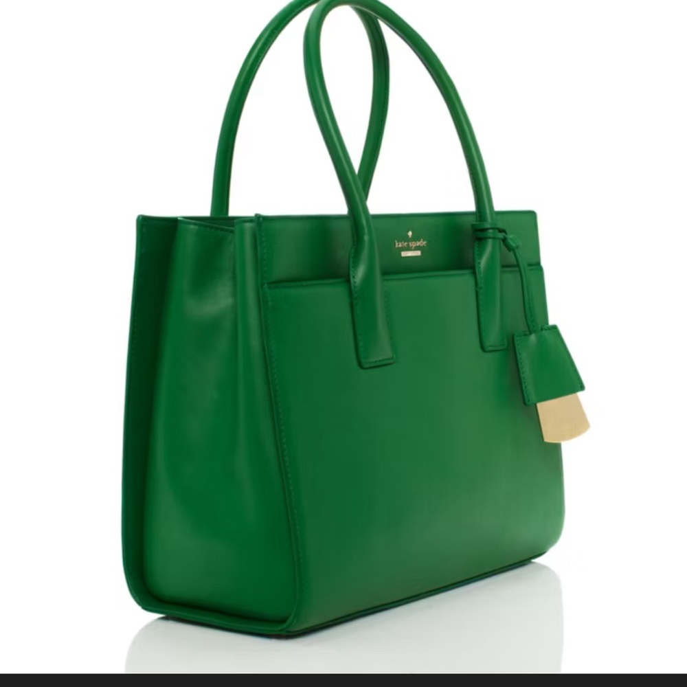 Kate Spade Green Lucca Leather Structured Tote Bag |
| Monogram Tag